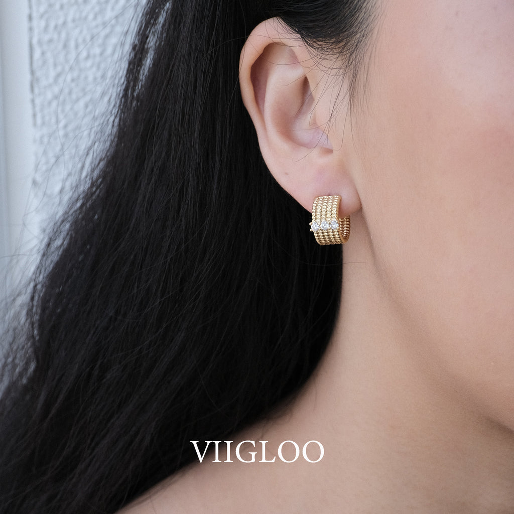 Chasing the Moon through Ice