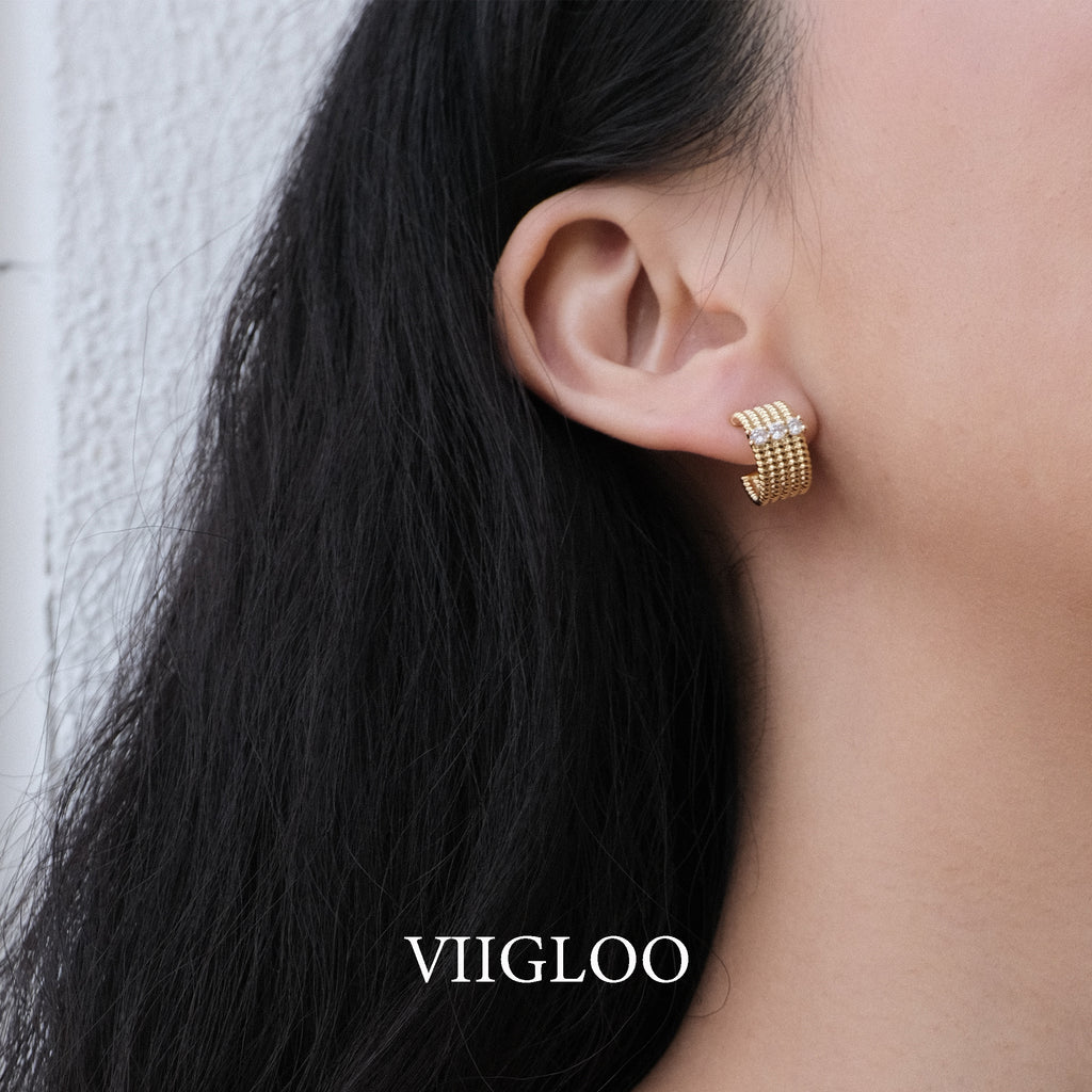 Chasing the Moon through Ice