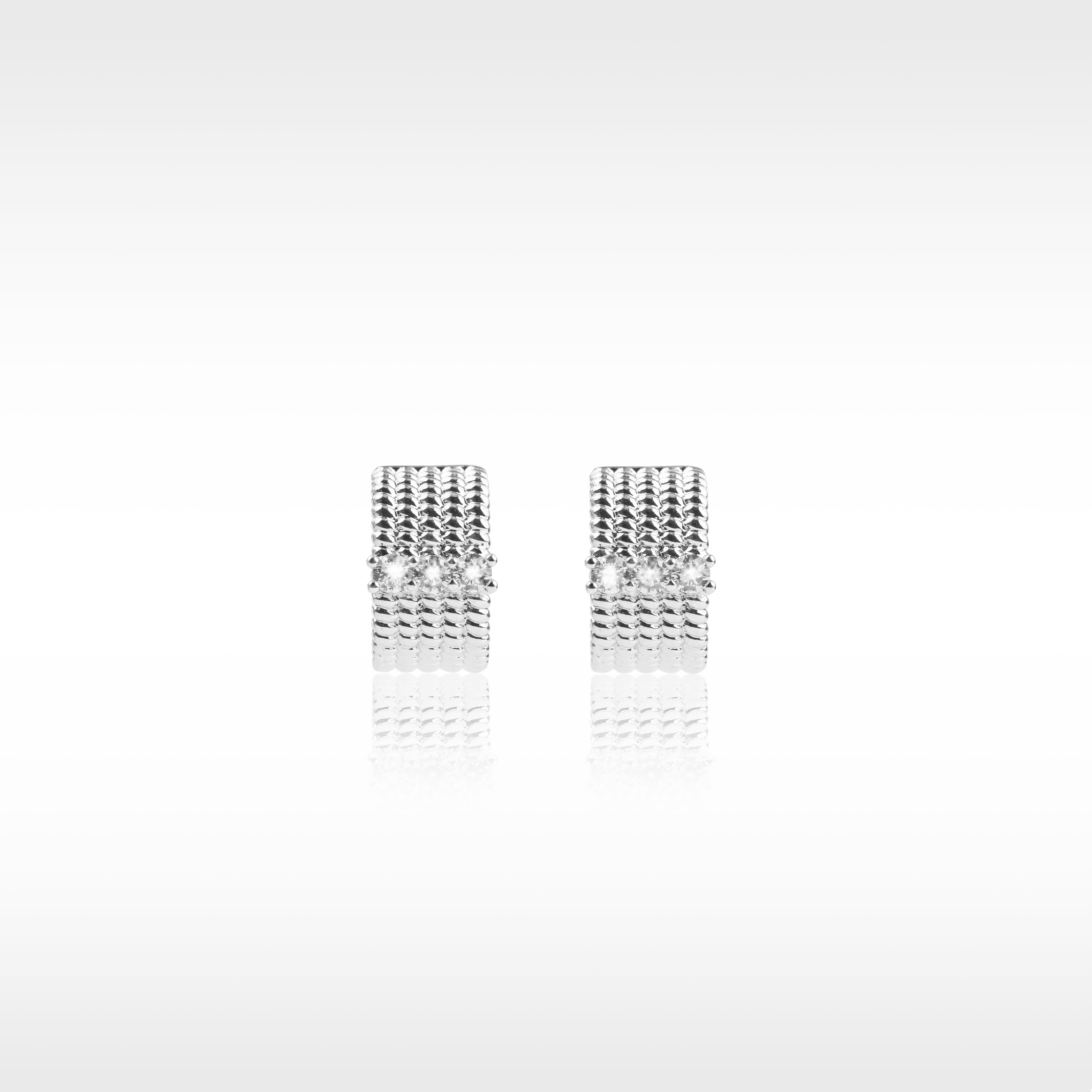 Chasing the Moon through Ice